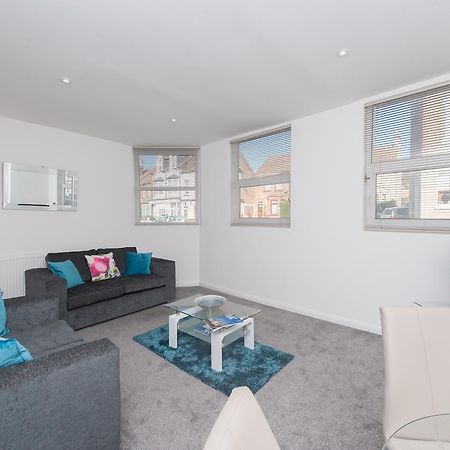 Two Bed Ground Floor Apartment, Sleeps Six, Free Parking And High Speed Wifi Ramsgate Exterior foto